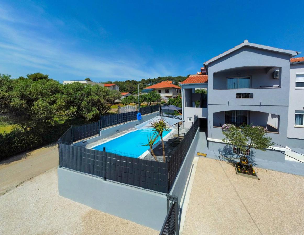 Modern Apartment With Private Pool Bibinje Exterior photo